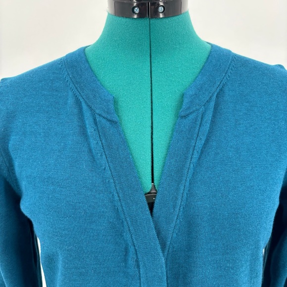 Cabi Ever Cardigan # 3368, Teal V-Neck Cardigan, Medium - Picture 4 of 16